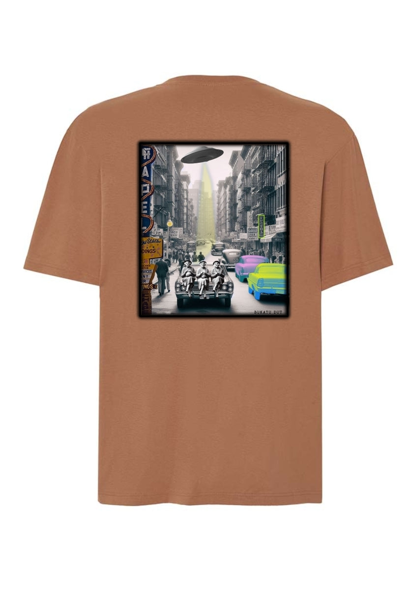 Camiseta "Exotic city" oversize